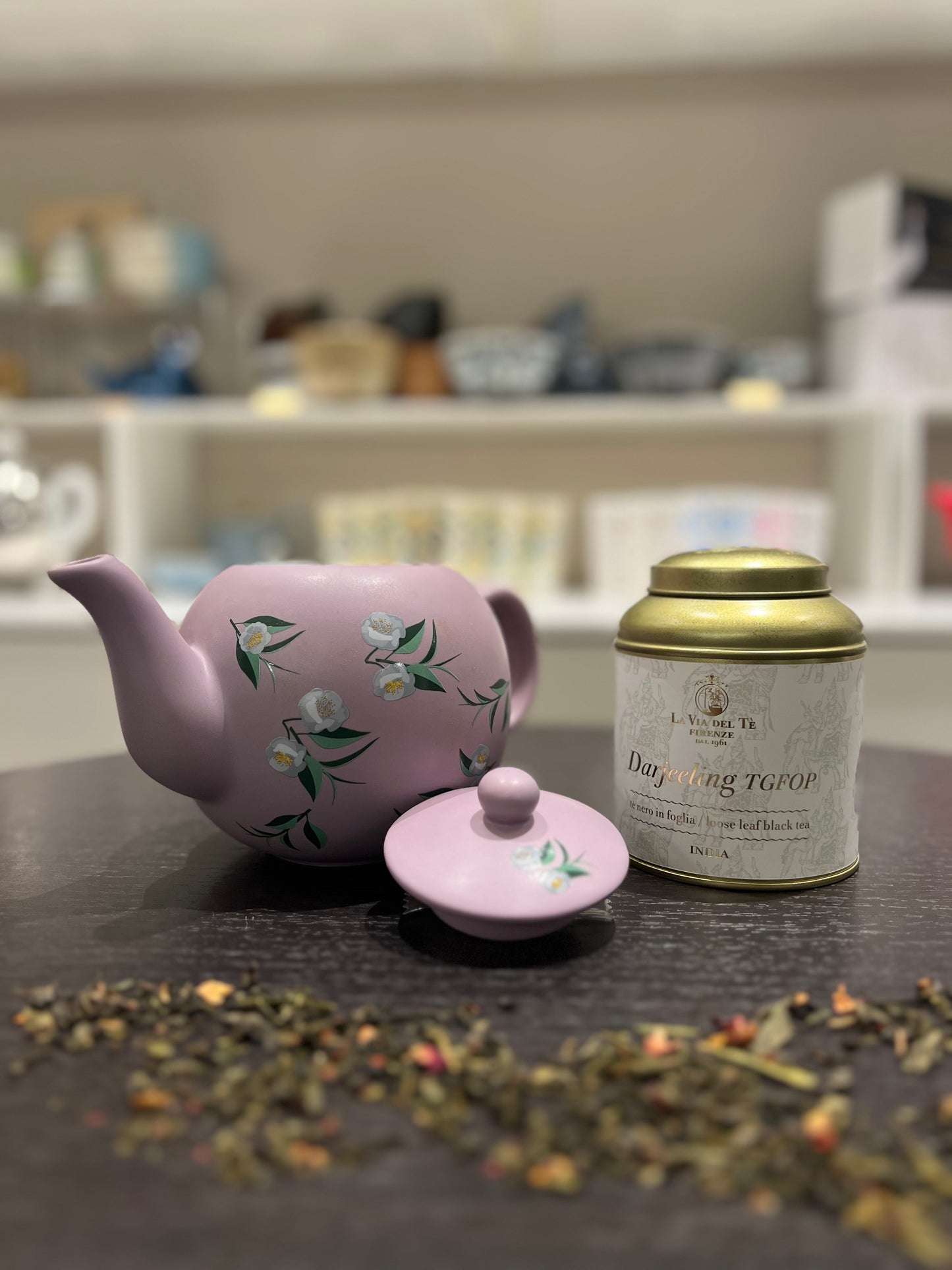 Teiera colorata & Barattolino di Tè