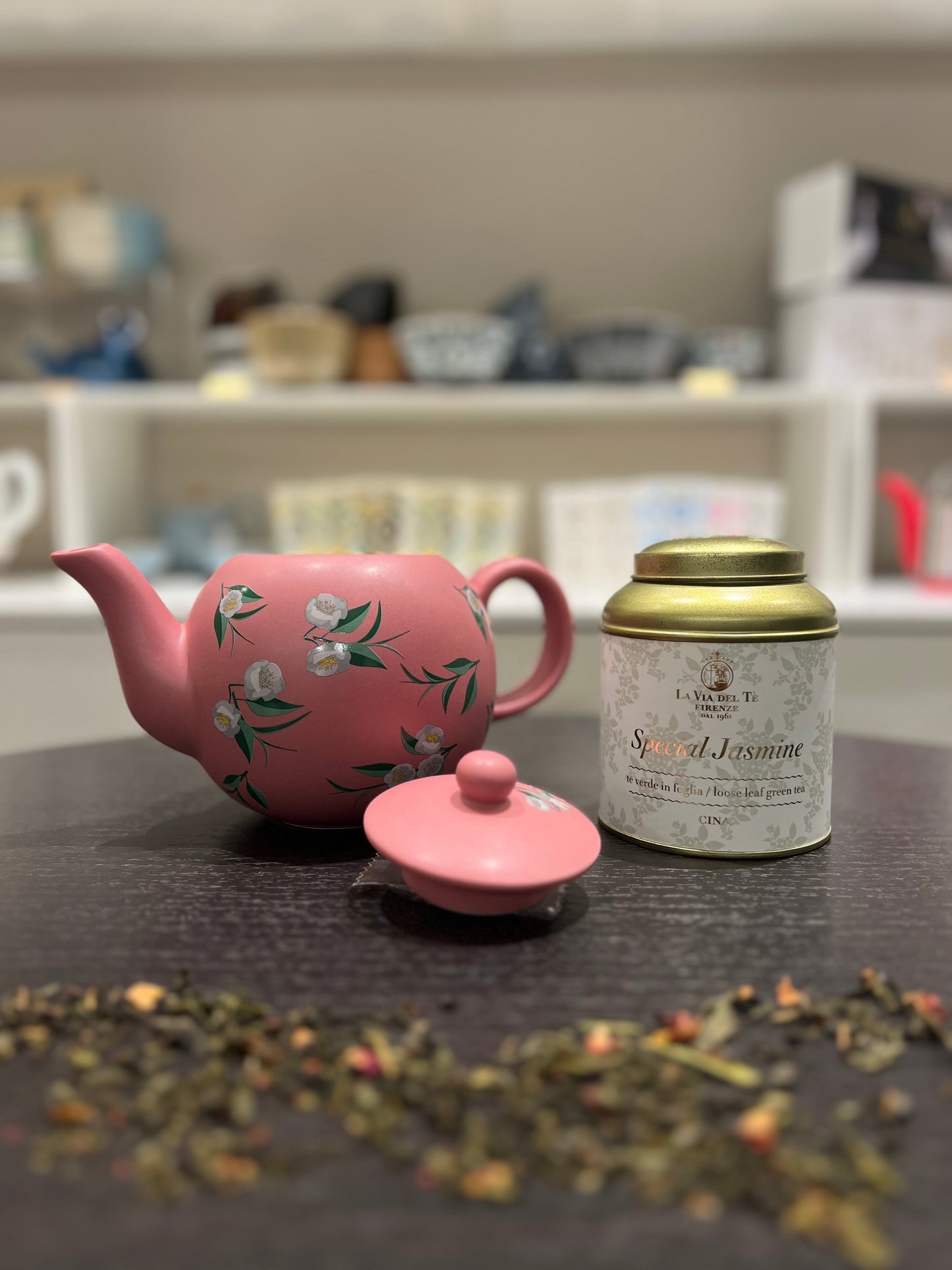 Teiera colorata & Barattolino di Tè