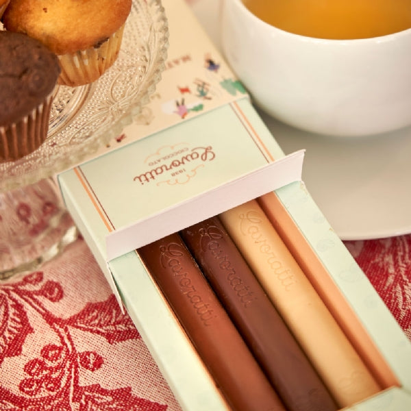 Matite di cioccolato al tè di Natale